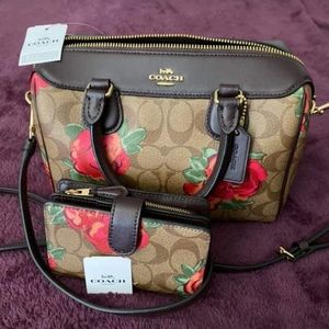 Coach Signature Jumbo Floral Mini Bennet Satchel
